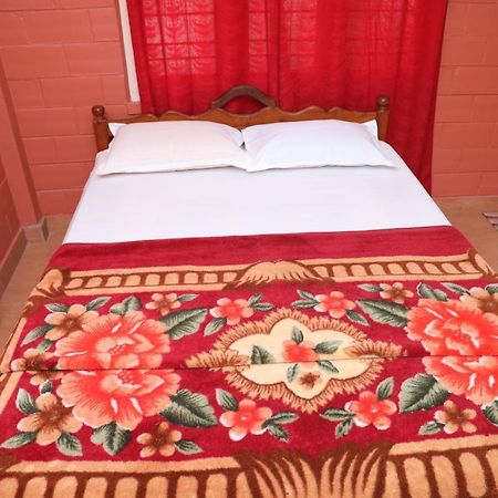 Sai Holiday Home Madikeri Buitenkant foto