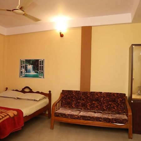 Sai Holiday Home Madikeri Buitenkant foto