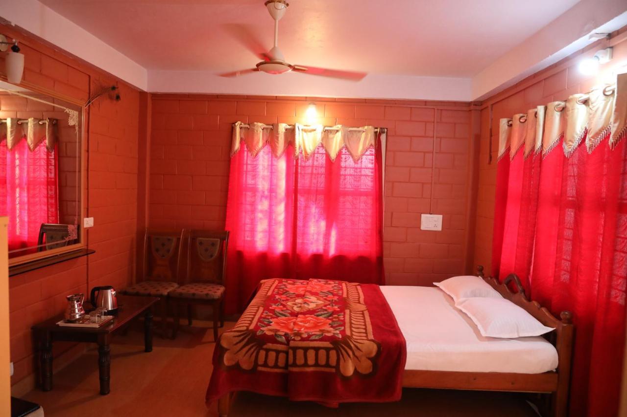 Sai Holiday Home Madikeri Buitenkant foto