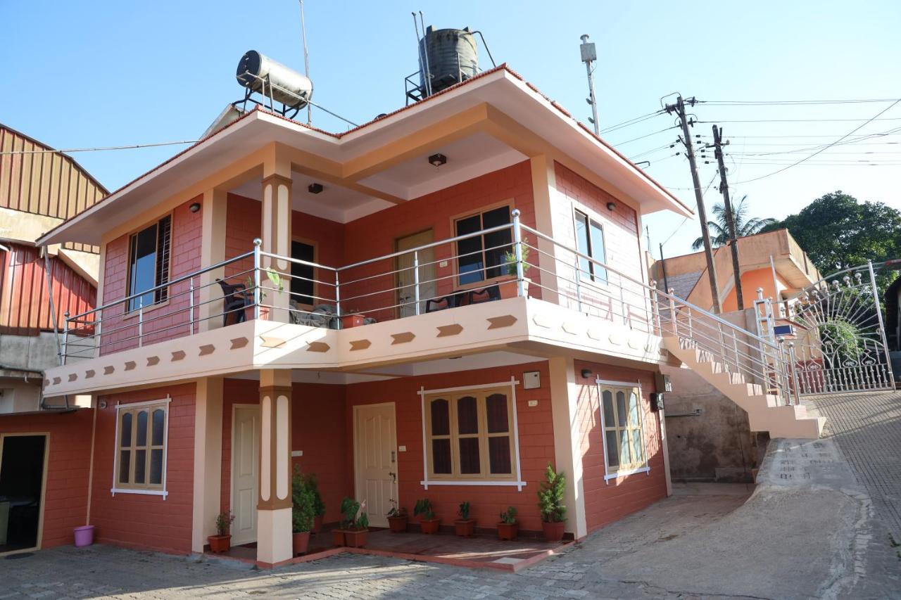 Sai Holiday Home Madikeri Buitenkant foto